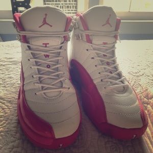 Air Jordan Retro 12s GS